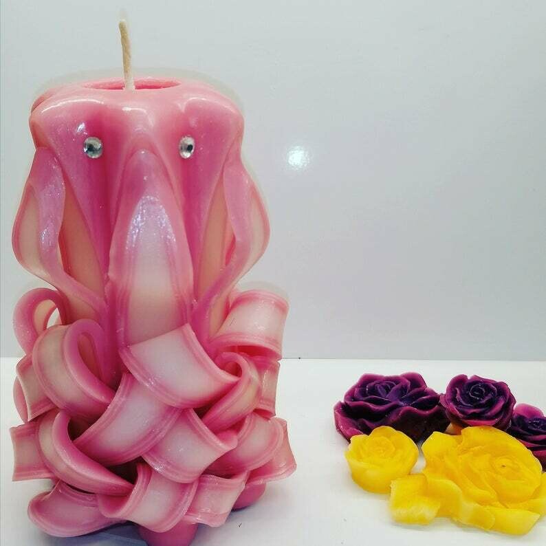 Hand-carved unscented swan candle design